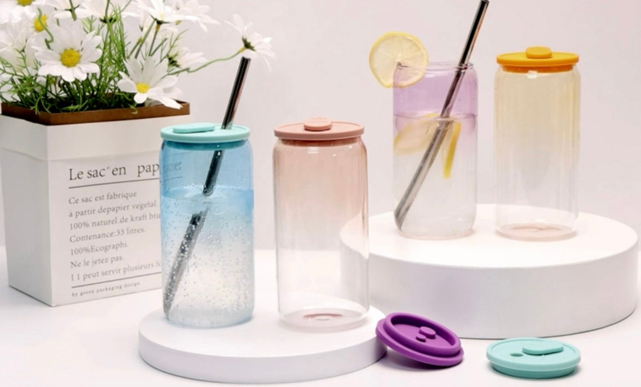 Does this coffee make me look alive? - 16oz GLASS CUP - bamboo style cup