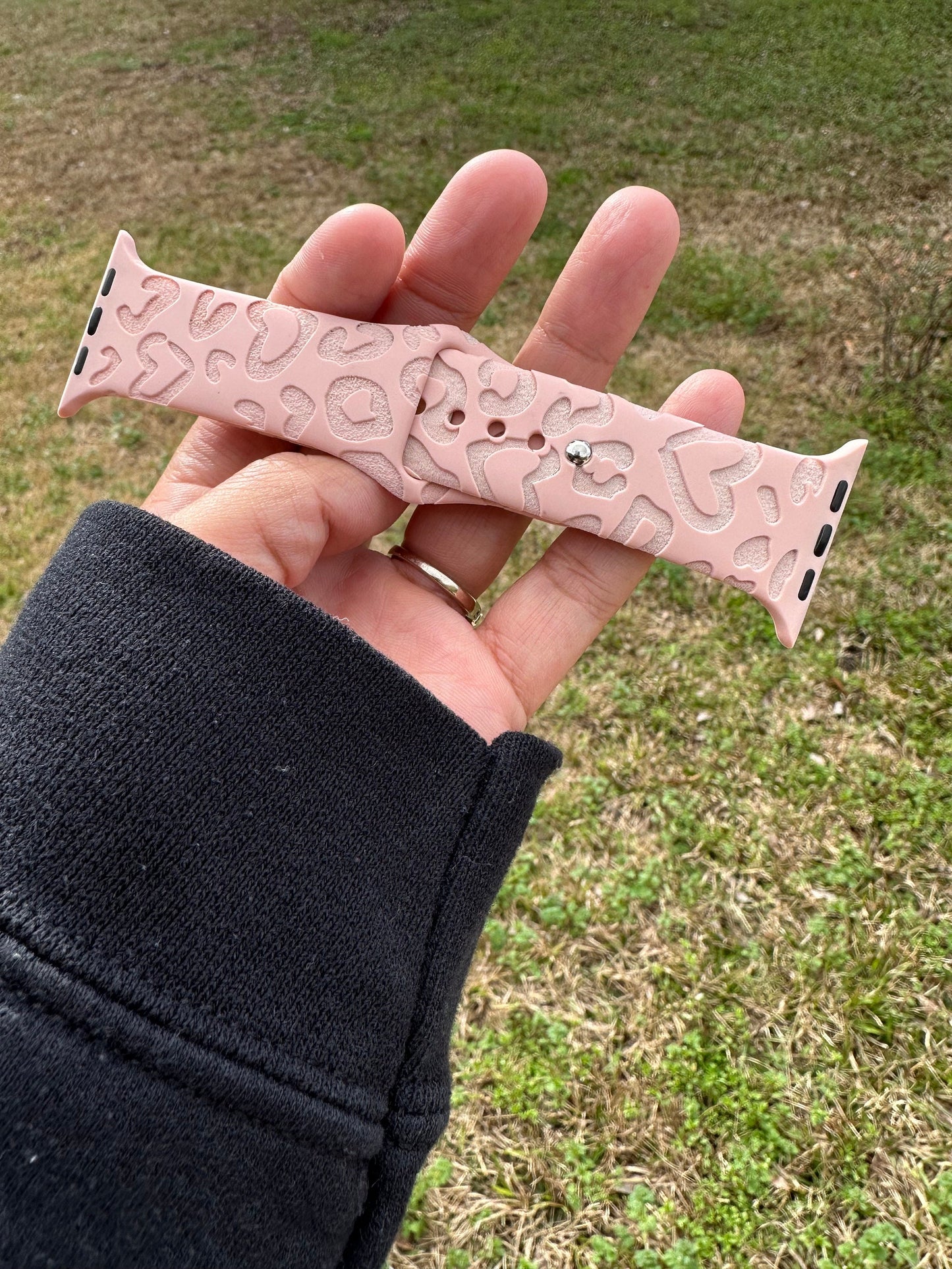 Hearts Leopard Heart Print SVG watch band 38 40 41 42 44 45 mm - cut file only