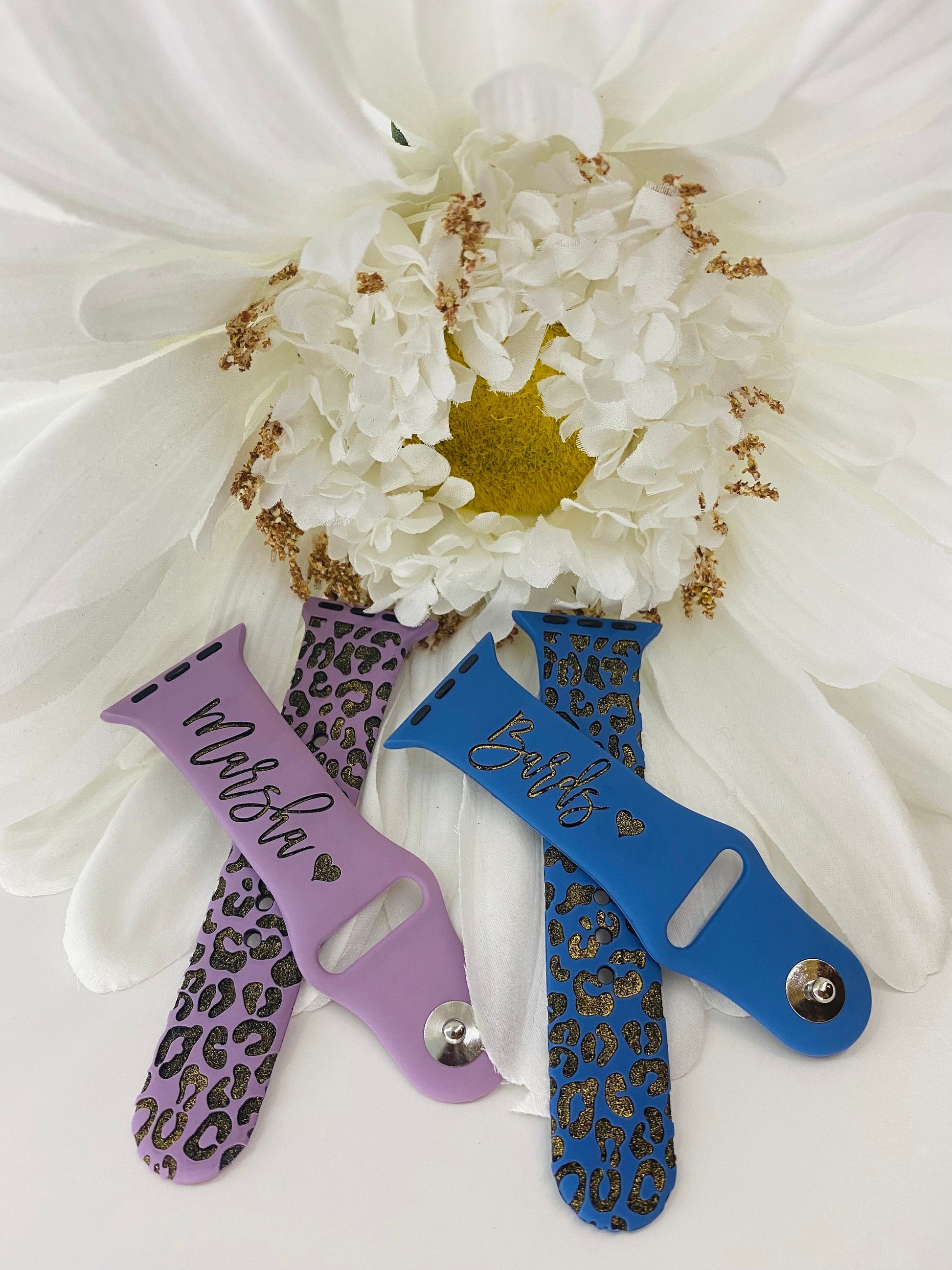 Name band animal print Engraved custom name watch bands, Leopard cheetah print, gift idea, Apple Watch 38 40 41 42 45 49 mm