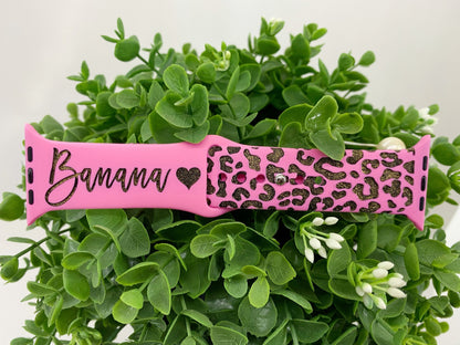 Name band animal print Engraved custom name watch bands, Leopard cheetah print, gift idea, Apple Watch 38 40 41 42 45 49 mm