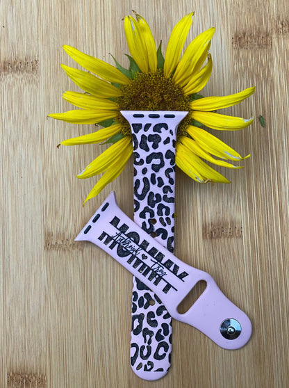 Leopard Print Watch Band Cheetah Print custom laser engraved watch band Mommy, Mama, Mom, Nana, gift apple watch band 38 40 41 42 45 49 mm